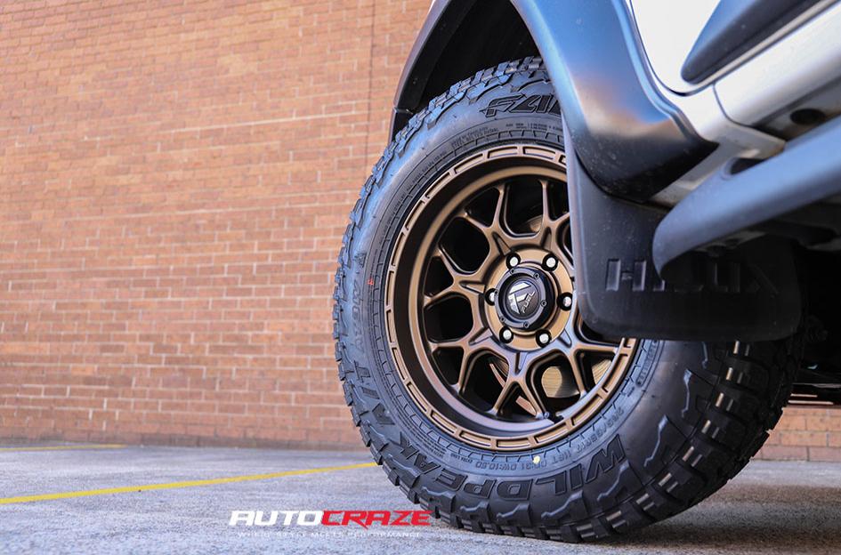 TOYOTA HILUX N80 4WD TECH BRONZE
